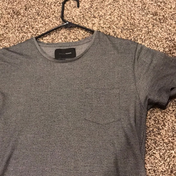 shirt - Picture 2 of 2